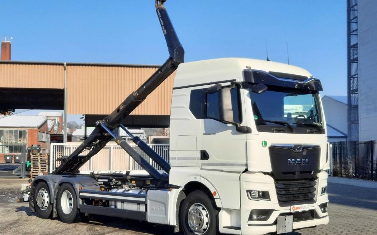 MAN 26.430 Multilift – Horgos konténerszállító