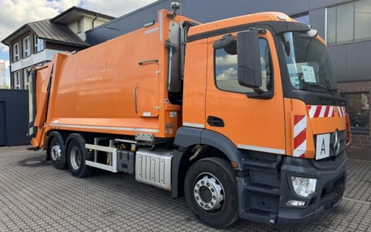 Mercedes 2640 Variopress – Hulladékszállító